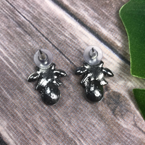 New! Blue Silver Gray White Gem Detailed Earrings - Picture 4 of 6